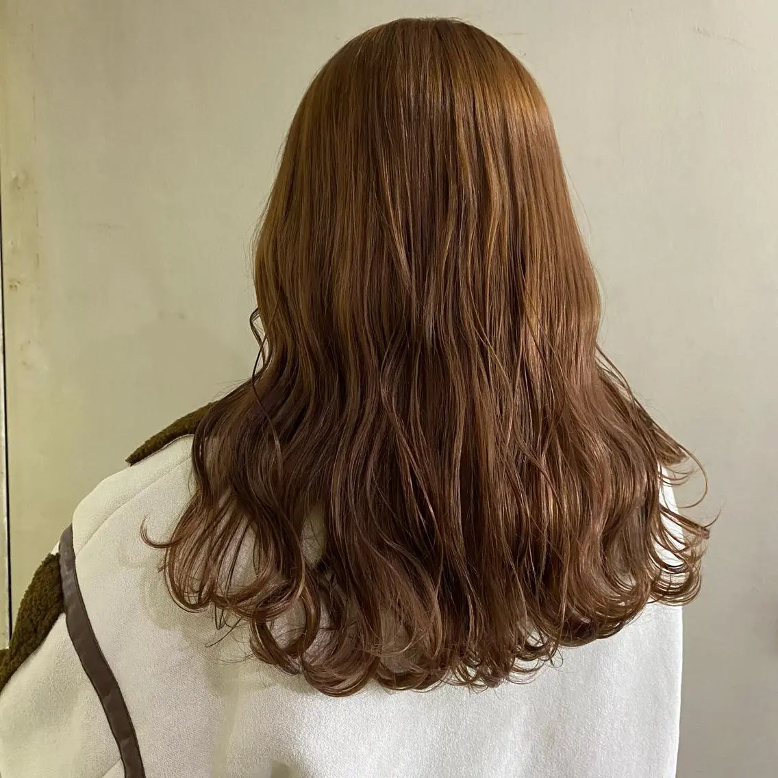セミロング カラー 清村 和音のヘアスタイル