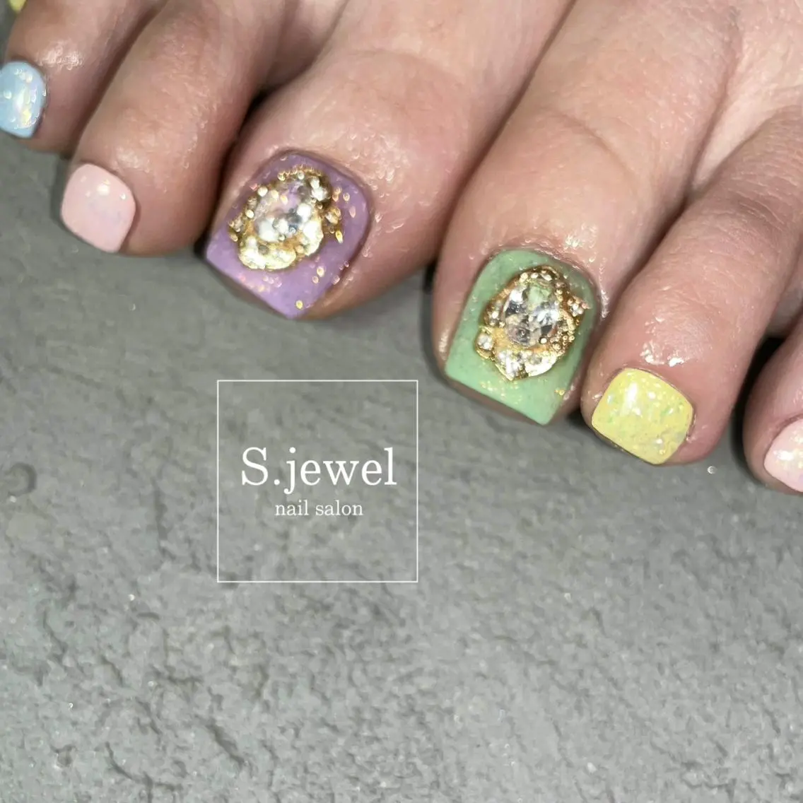 ネイル S. JEWELのネイルデザイン