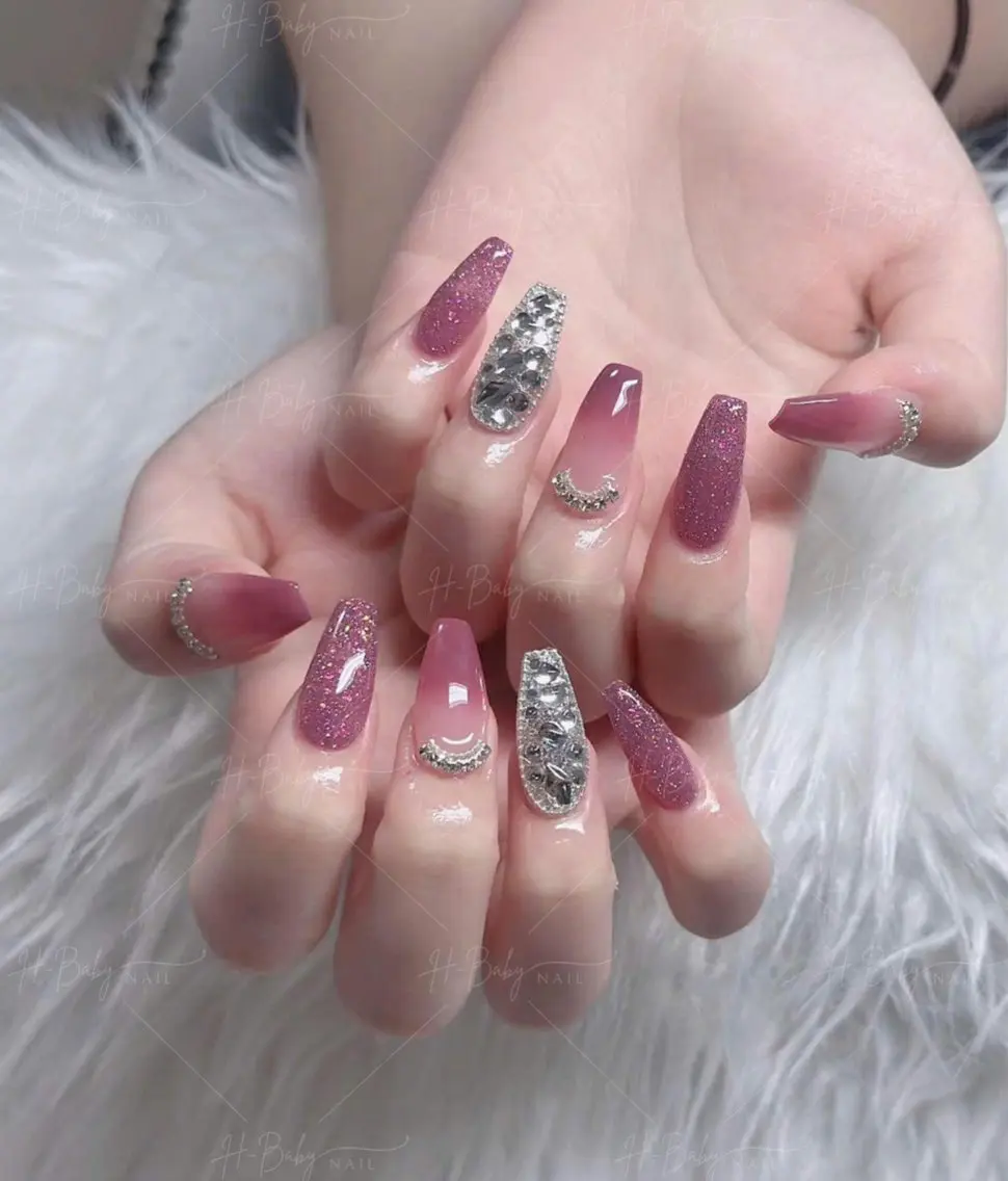 ネイル オーロラネイル フレンチネイル ジェルネイル ハロウィン キラキラネイル ハンドネイル H.baby Nail Salonのネイルデザイン