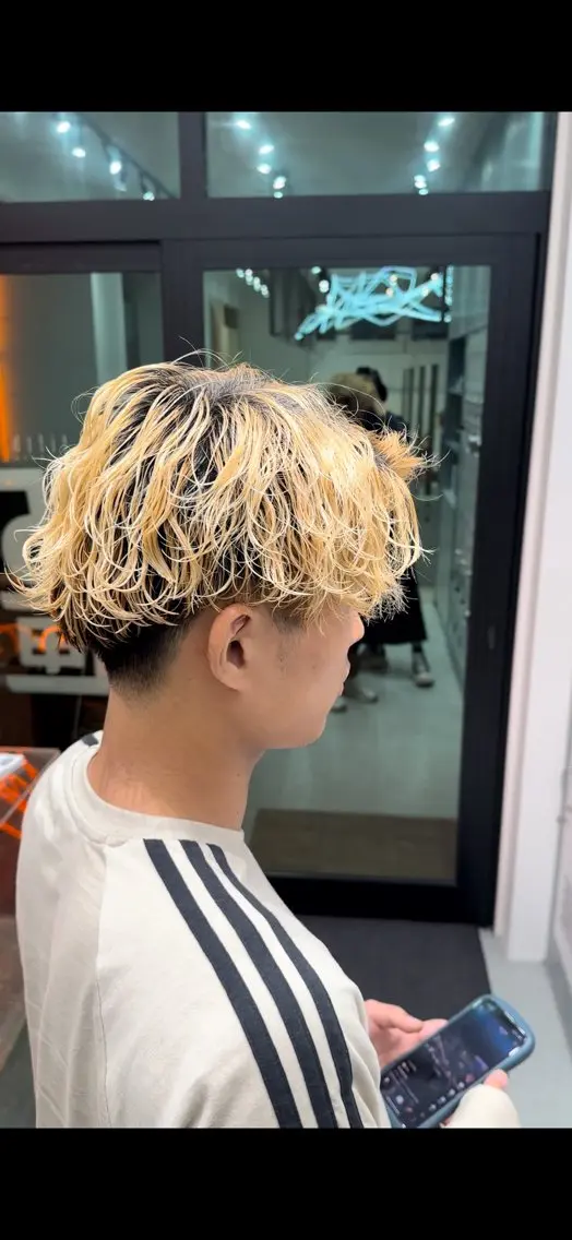 パーマ メンズ メンズブリーチ メンズパーマ 当日予約⭕️ 太田のヘアスタイル