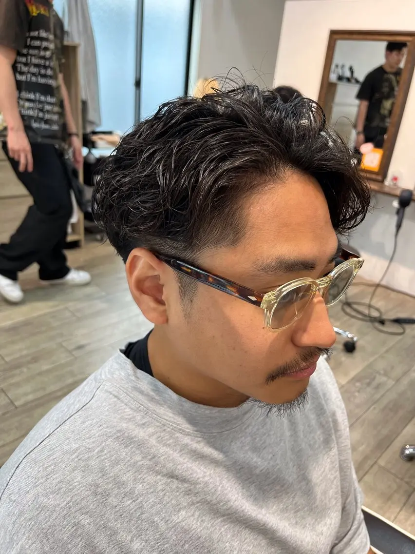 ショート パーマ メンズ メンズパーマ メンズパーマ特化 小林秀徳のヘアスタイル