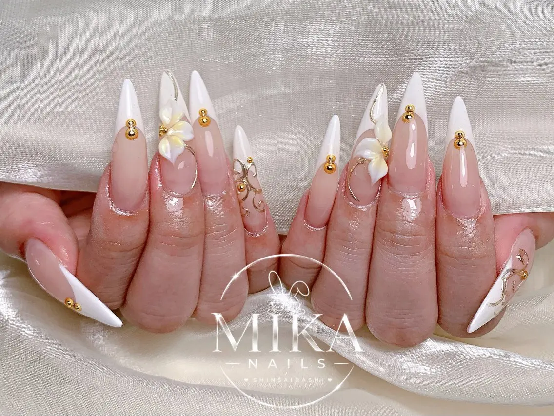 ネイル アートネイル チークネイル ドット フットネイル フレンチネイル ハンドネイル 🌷Luna Mika🌷のネイルデザイン