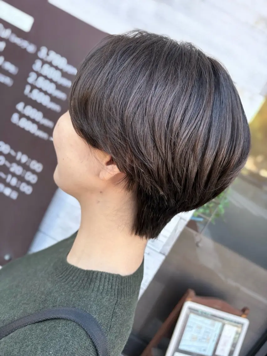 ショート カラー ハンサムショート 透明感カラー オレンジ ショートヘア Story マリエのヘアスタイル