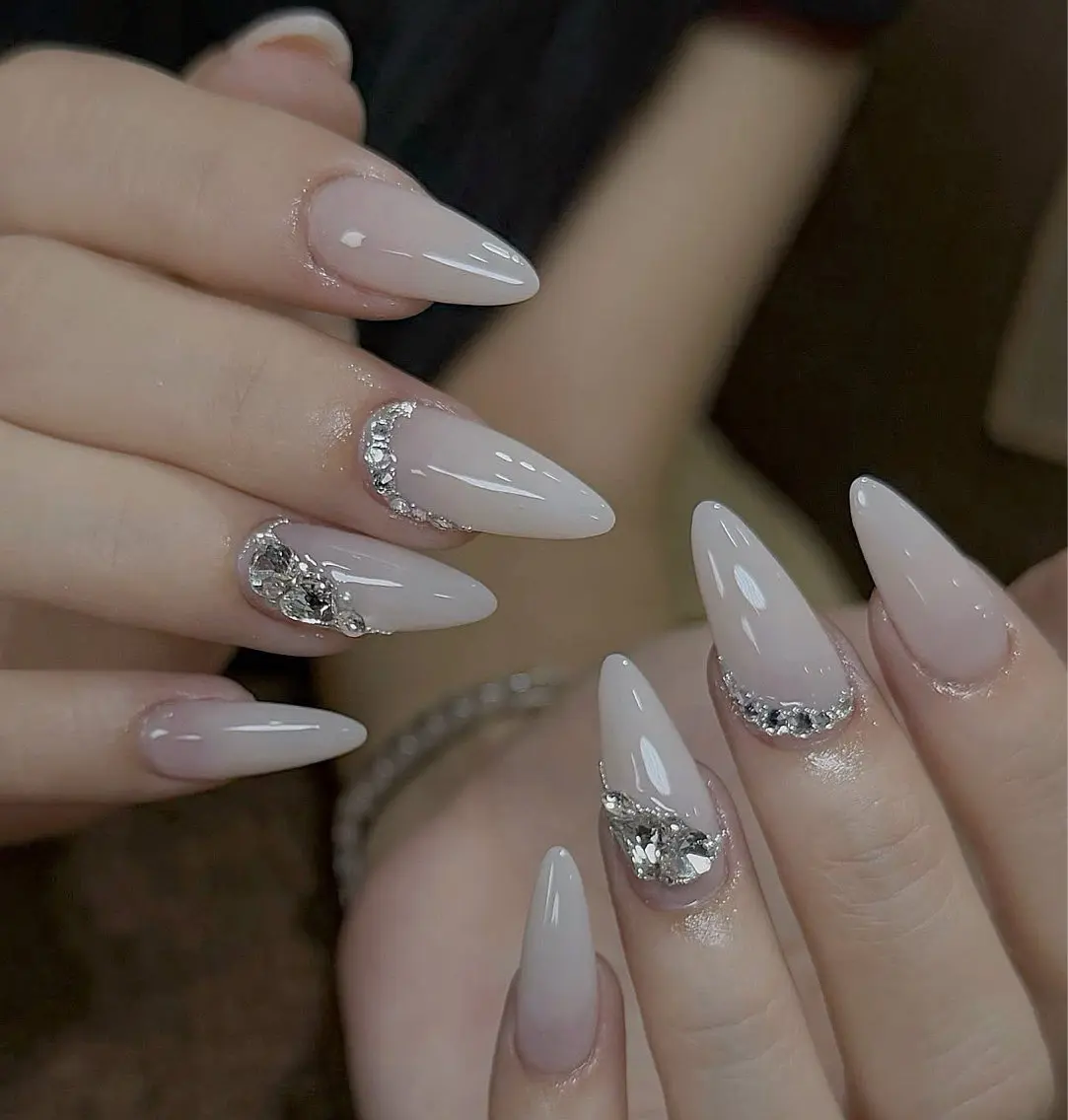 ネイル Hin Hana Nailのネイルデザイン