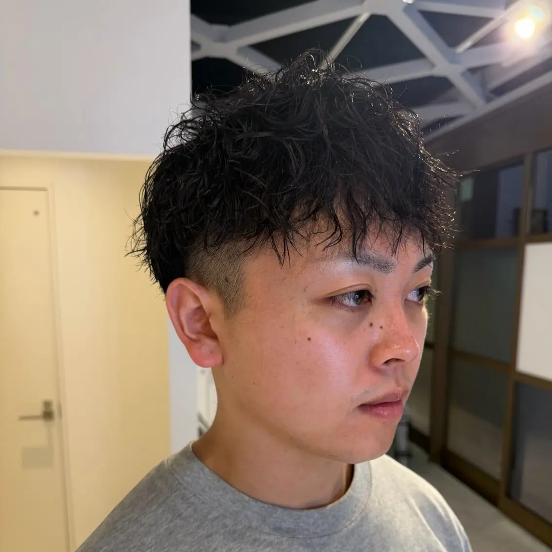 パーマ ツイストスパイラルパーマ スパイラルパーマ カット パーマ 髪質改善|レイヤー| 三宅星哉のヘアスタイル