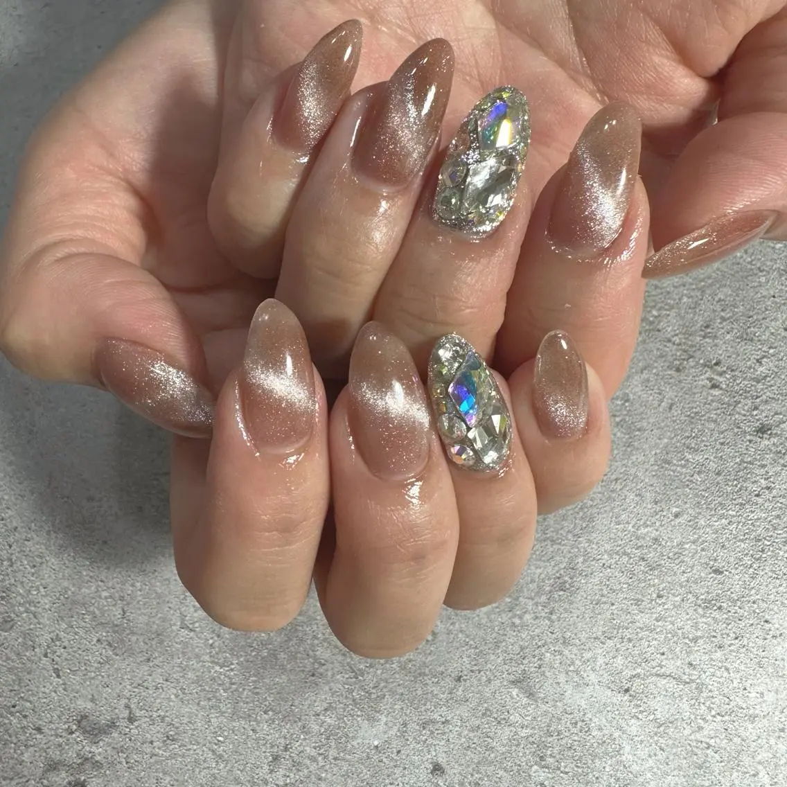 セミロング ネイル マグネットネイル Amour Nail salonのネイルデザイン