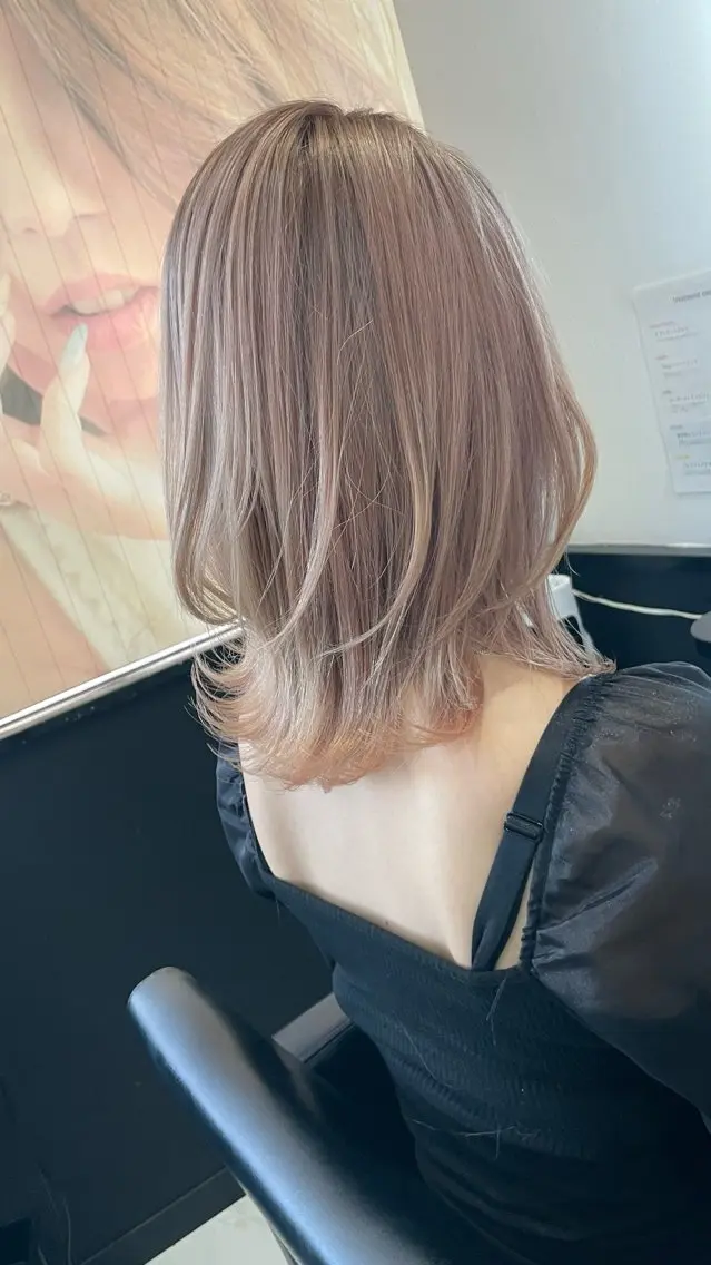 ミディアム カラー ブリーチ ケアブリーチ 🦖店長🦖pino #しのだスペシャルのヘアスタイル