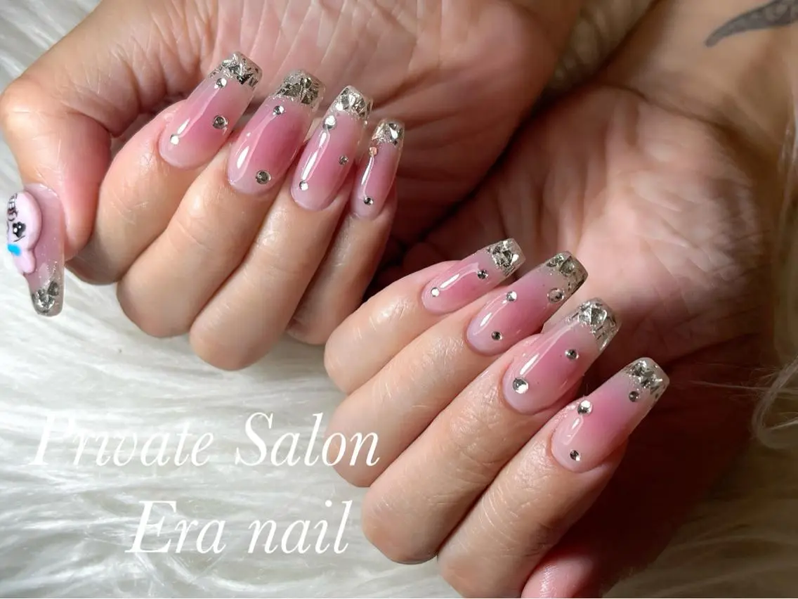 ネイル チークネイル フレンチネイル ガラスフレンチ スカルプネイル Era nailのネイルデザイン