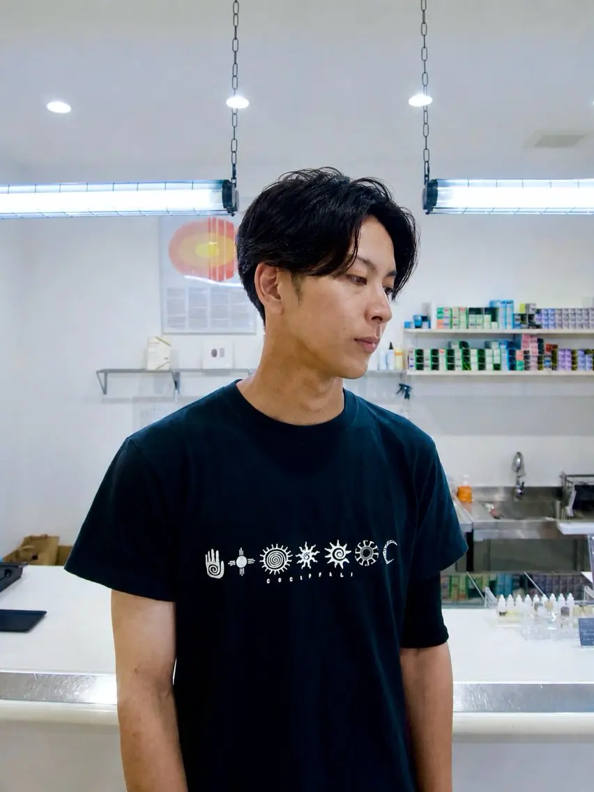 ショート パーマ カット パーマ 岡田 駿也のヘアスタイル
