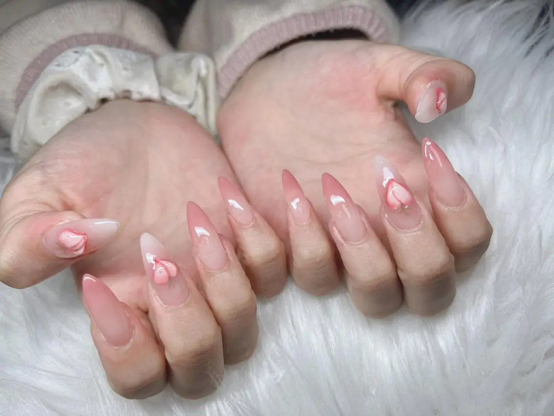 ネイル 長さ出し グラデーション 卒業式 キラキラネイル マグネットネイル ハンドネイル Lee Nailsのネイルデザイン