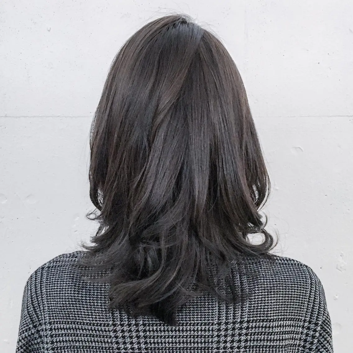 セミロング カラー パーマ ヘアカラー トミタ アツシのヘアスタイル