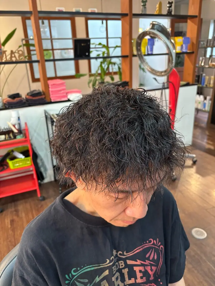 〈メンズ限定〉カット＋パーマの写真