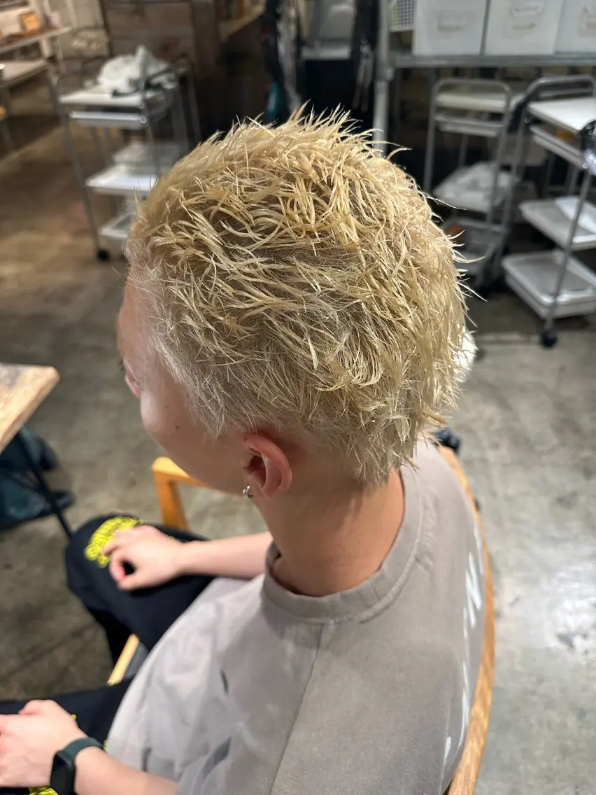 ショート パーマ メンズ メンズパーマ スパイキーショート ショートヘア 【メンズ職人】 ✂️佐藤友のヘアスタイル