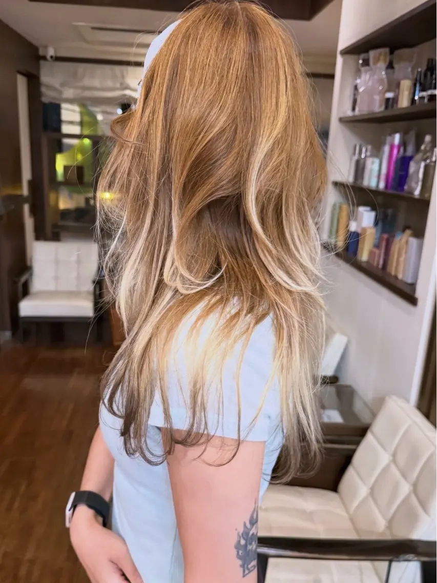 ミディアム カラー カット ヘアカラー トリートメント 田室 和幸のヘアスタイル