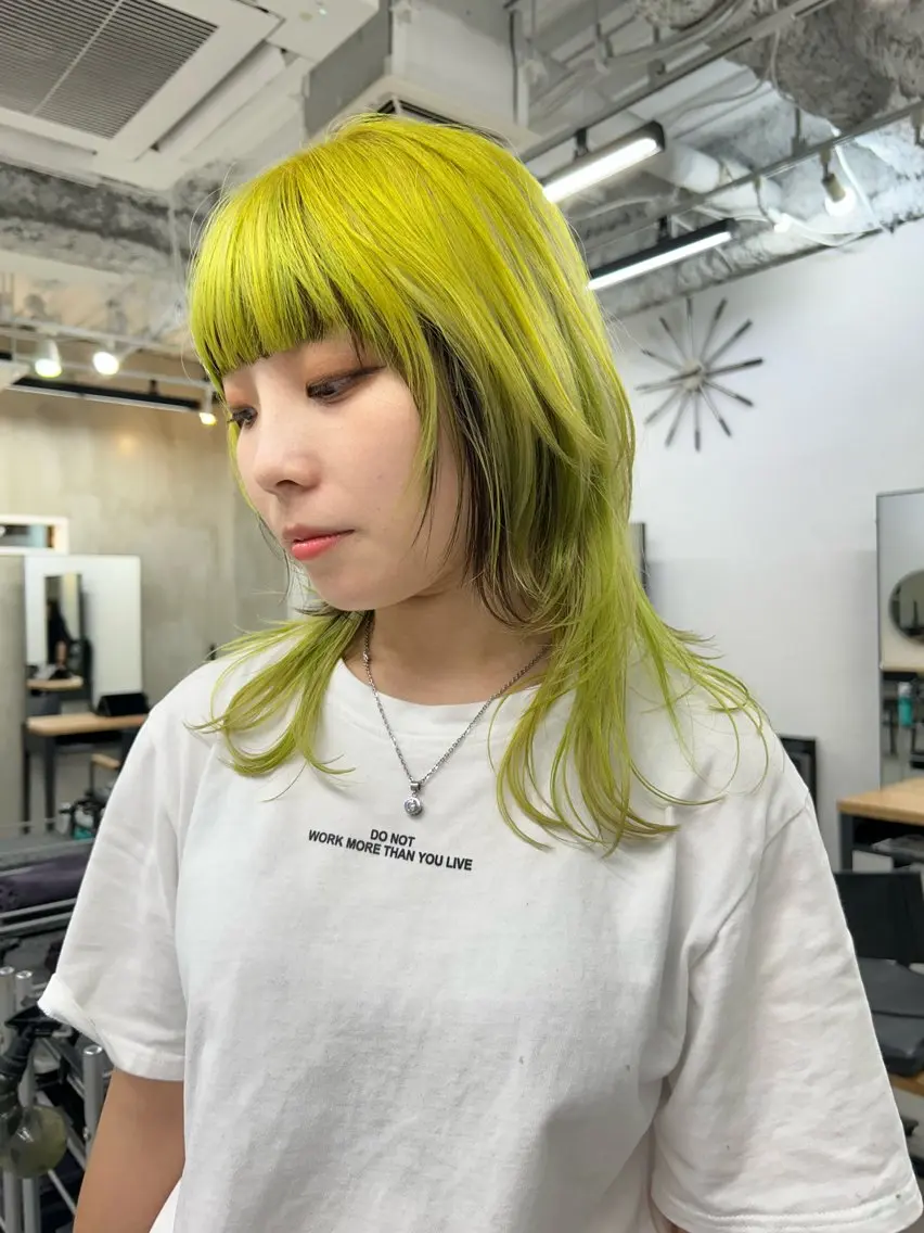 ミディアム カラー メンズ デザインカラー カット ヘアカラー トリートメント 🧸艶々韓国ヘア 🧁mizunaのヘアスタイル
