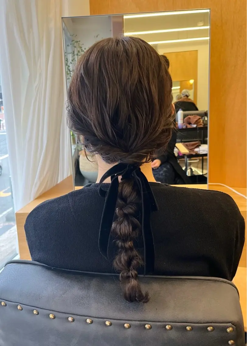 セミロング ヘアアレンジ ヘアセット 西山 紗耶香🪽 透明感カラー/ボブのヘアスタイル