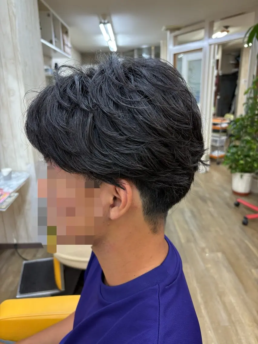 ショート パーマ メンズ フェザーパーマ メンズパーマ 髪質改善Acero 稲田圭翔のヘアスタイル