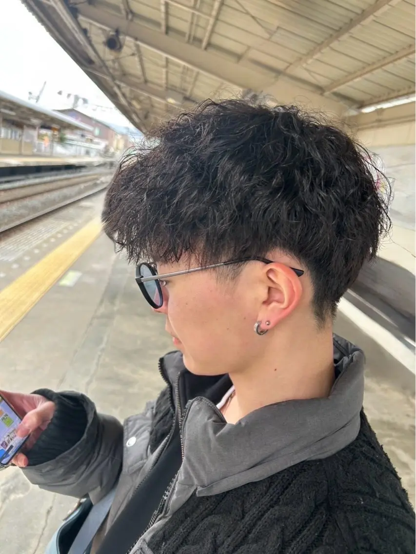 カラー パーマ 元永 沙知のヘアスタイル