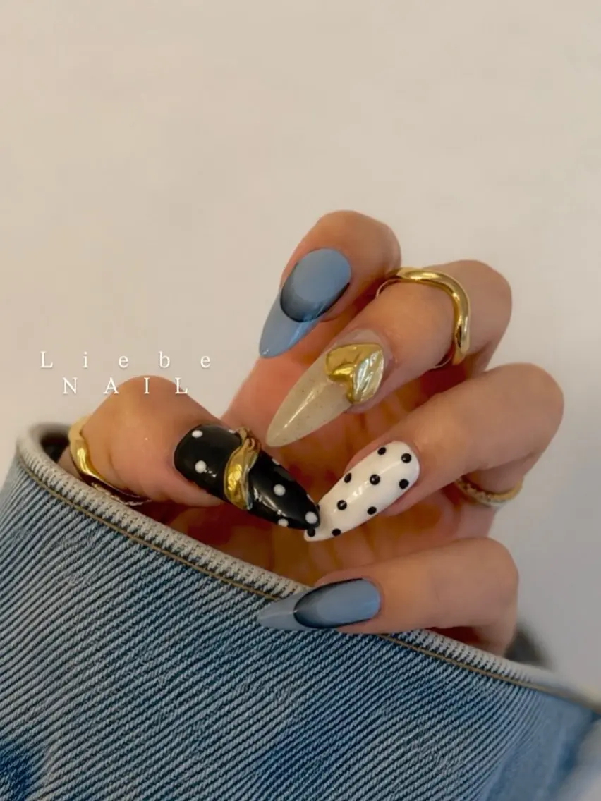 ロング ハンドネイル ai .のネイルデザイン