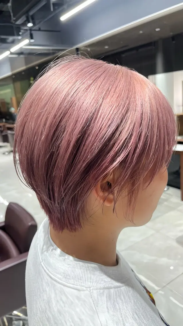 ショート ショートヘア 石塚 瑛里菜のヘアスタイル