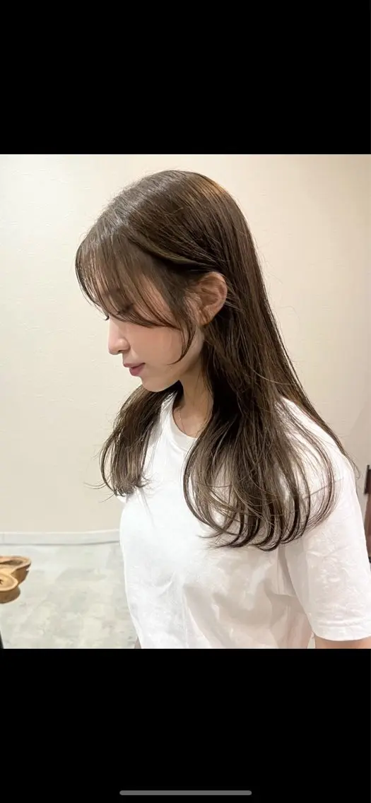 ロング カラー ロングレイヤー ベージュカラー ブリーチ ブリーチなしカラー オリーブベージュ Kasumi /伏見 /髪質改善/ロングのヘアスタイル