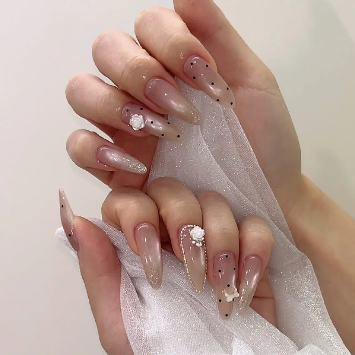 ネイル ハンドネイル . Natsumiのネイルデザイン
