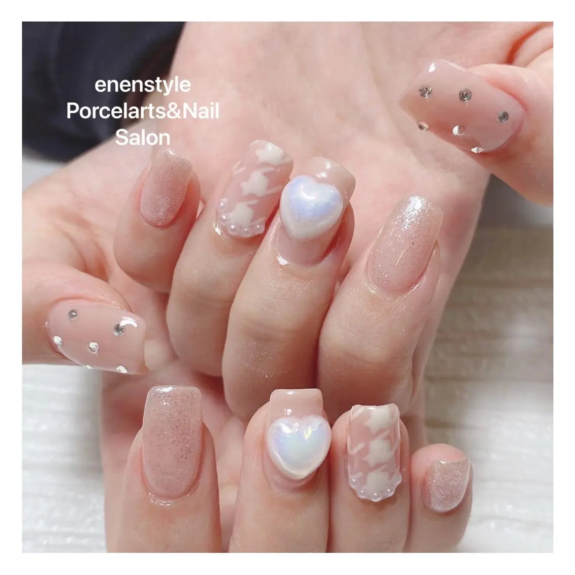 ミディアム ネイル 🐾enen style 🐾のネイルデザイン