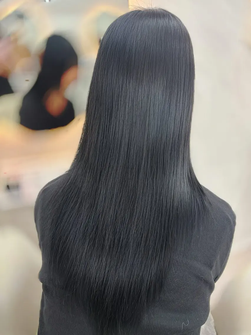 ロング カラー 黒髪 ブルーカラー ブルーブラック 🎀asumi🍓 モデル様募集中🎀のヘアスタイル