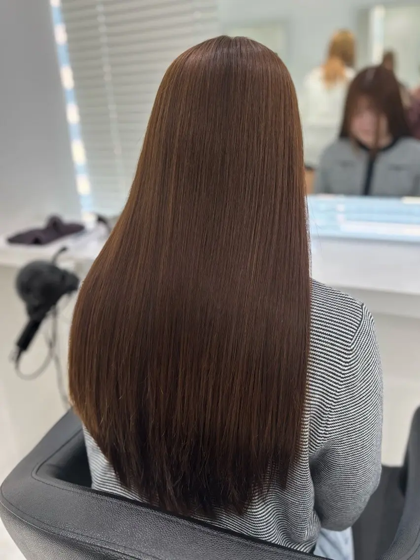 ロング カラー 流行りの透明感カラー ×縮毛矯正🤍ユウのヘアスタイル