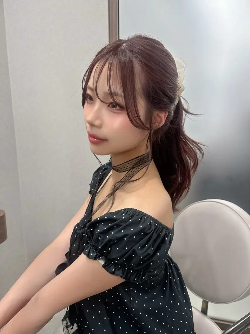 セミロング 韓国風ヘア レイヤーカット 似合わせカット カット ヘアカラー 西尾 彩那のヘアスタイル