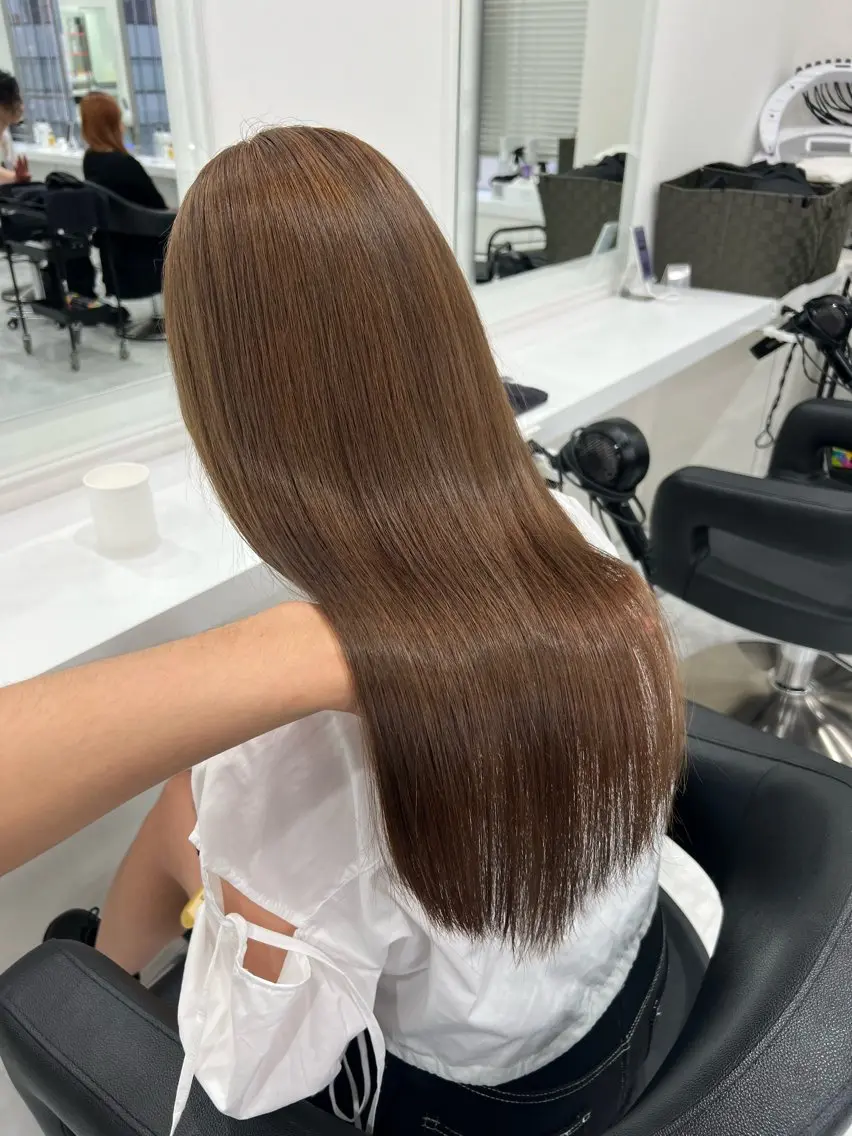 ロング カラー 透明感カラー🫧 レイヤーカットのヘアスタイル