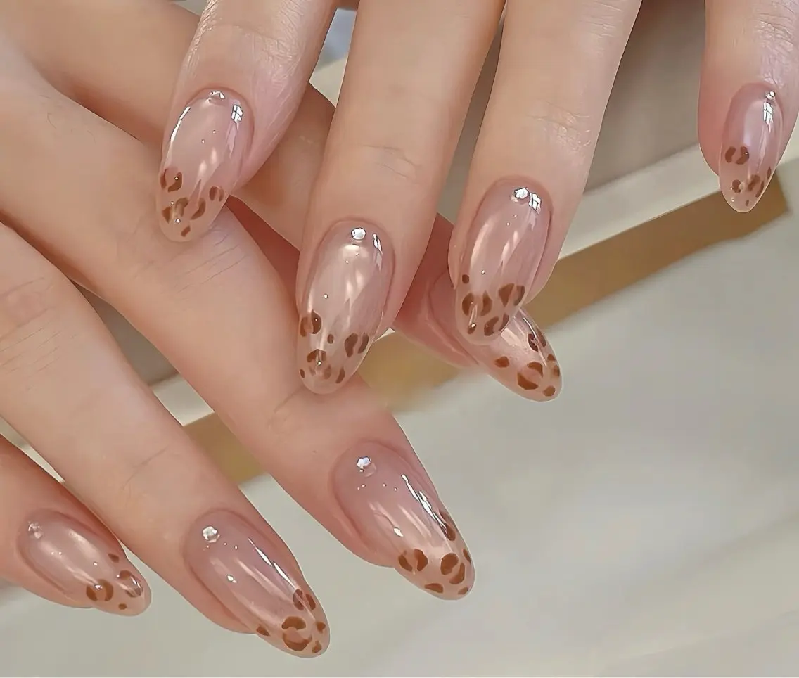 ネイル フットネイル フレンチネイル グラデーション 氷ネイル・うるうるネイル 韓国ネイル ハンドネイル Mixx Nail_ Studioのネイルデザイン