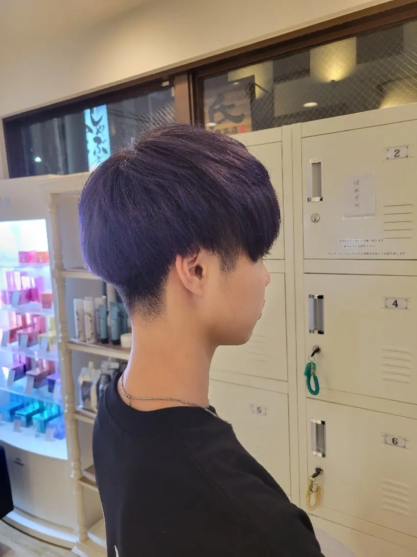 メンズ カラー メンズブリーチ アディクシーカラー ブリーチ ダブルカラー ネイビーカラー カット ヘアカラー トリートメント メンズ/ショート /山田譲治✂️のヘアスタイル