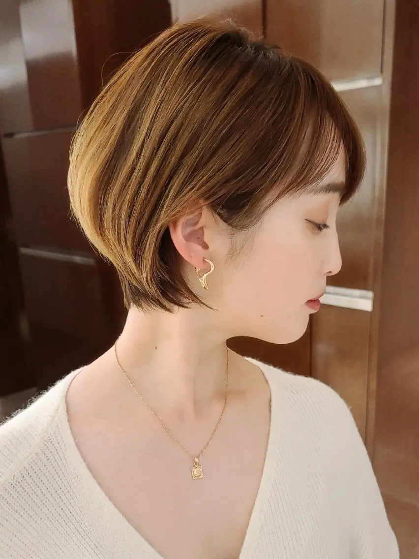 ショート ショートヘア カット ヘアカラー トリートメント 中高下 由真のヘアスタイル