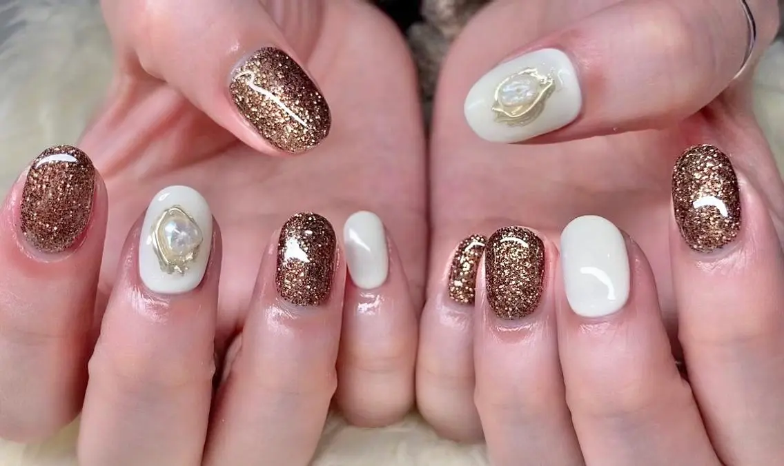 ネイル 長さ出し ジェルネイル 韓国ネイル 持ち込み ニュアンスネイル Nail&eye Belire 新宿のネイルデザイン