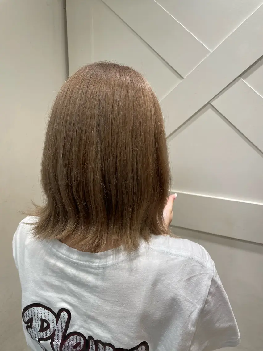 ミディアム ブリーチ超特化美容師 ☯️ルカ✡️💫のヘアスタイル
