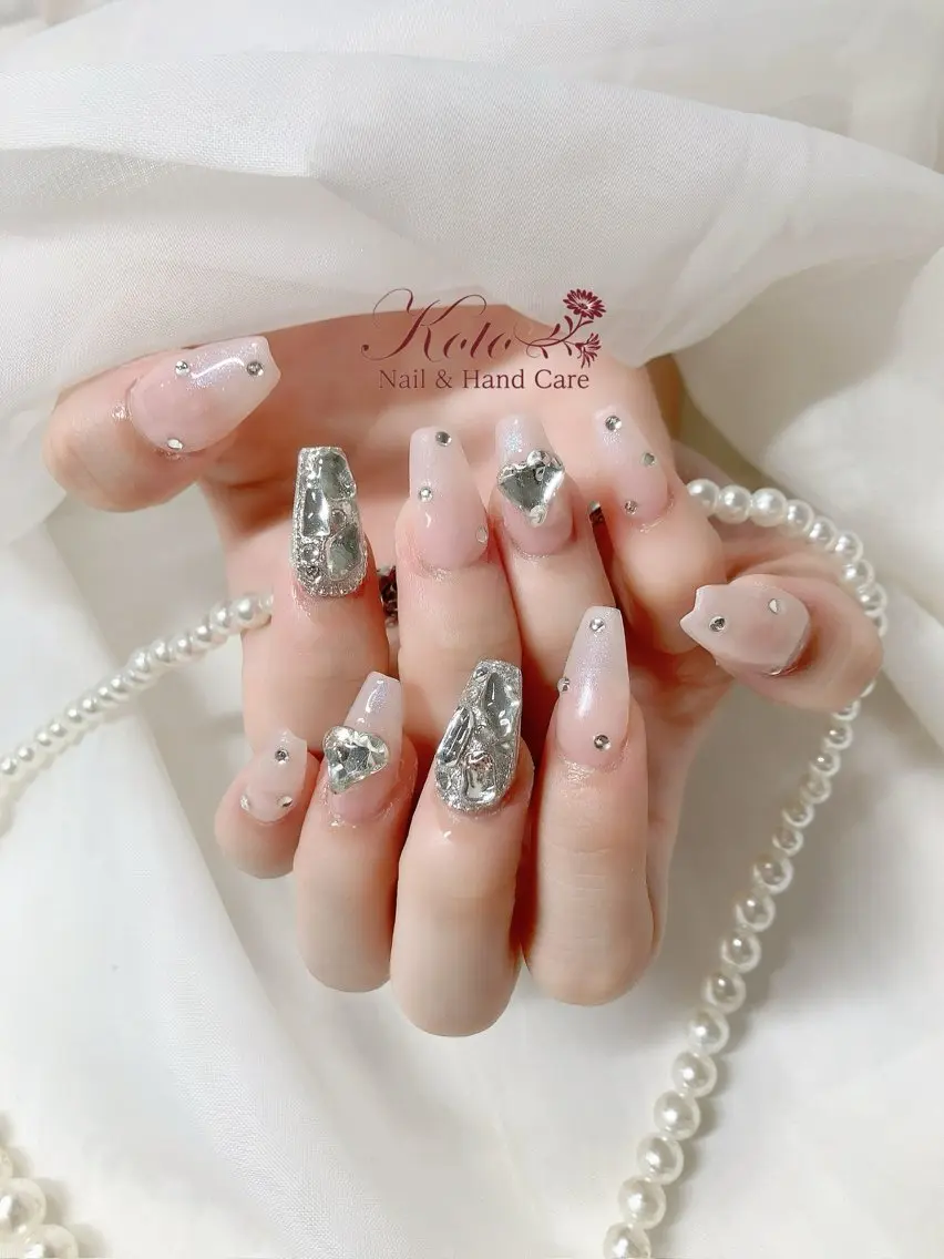 ネイル 長さ出し ジェルネイル 持ち込み ニュアンスネイル 赤色 ハンドネイル Nail Salon KOTOのネイルデザイン