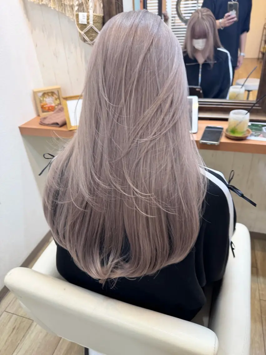 カラー ンジハ えみのヘアスタイル