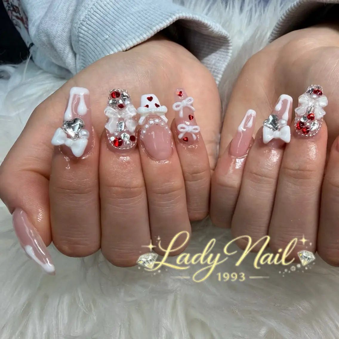 ネイル ハンドネイル タナカ フォンのネイルデザイン