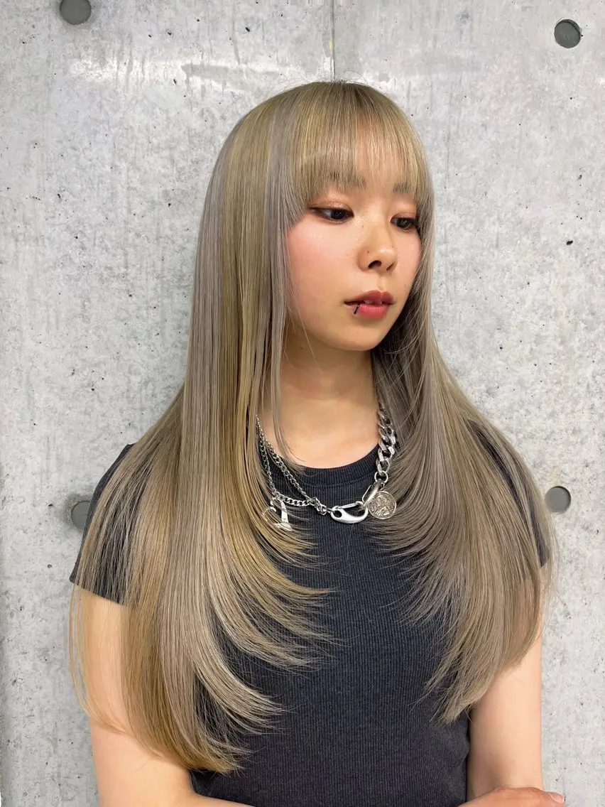 平日ご新規様限定　カット+カラー　(ブリーチ、ロング料金は別となっております)の写真