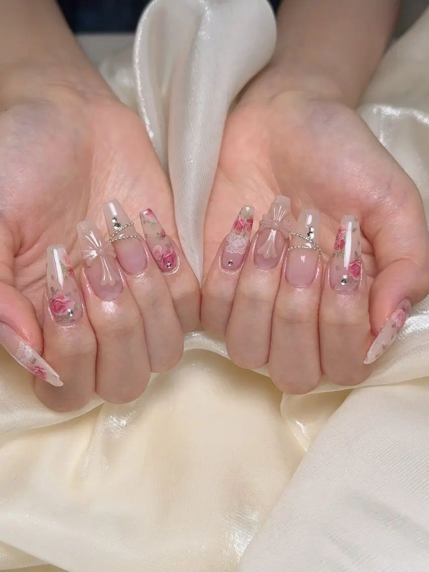 ネイル ハンドネイル ENsalon akiのネイルデザイン