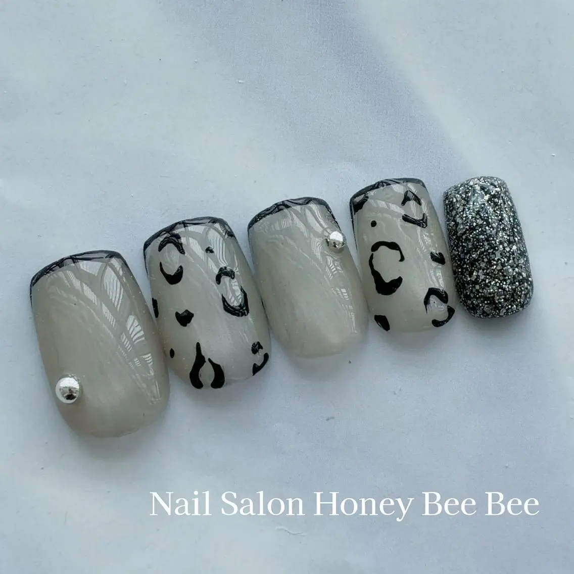 ネイル Nail salon Honey Beeのネイルデザイン