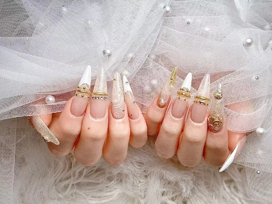 ネイル ENsalon AKIRAのネイルデザイン