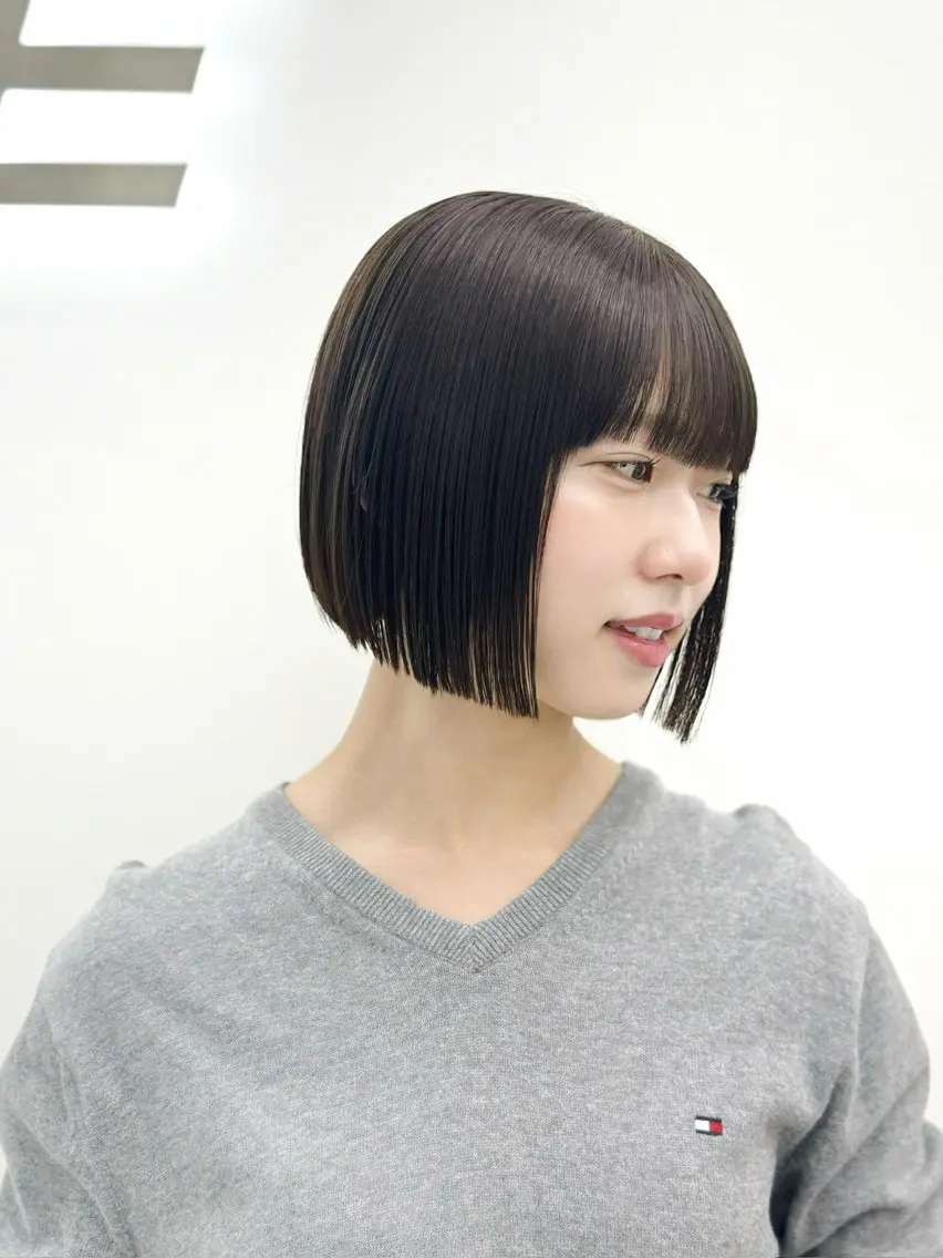 ショート カラー ヘアアレンジ カット ヘアカラー トリートメント ヘッドスパ ヘアセット 縮毛矯正🤍 ボブ/ HIKARIのヘアスタイル