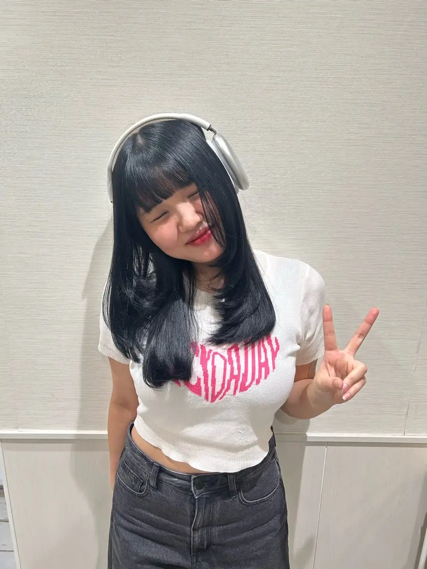 ロング レイヤーカット 朴 鈴香のヘアスタイル