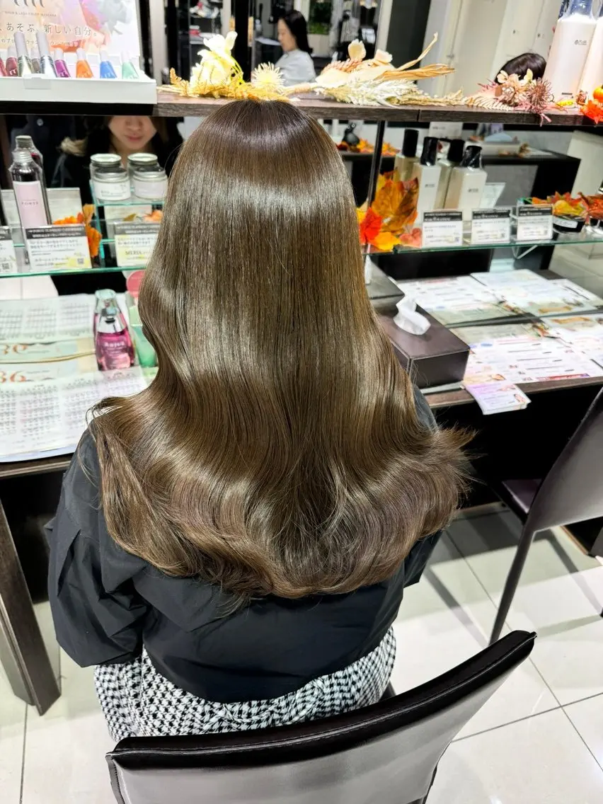 カラー ブラウンカラー 透明感カラー オリーブブラウン オリーブカラー みゆ🤎🐨透明感 カラー／ヘアアレンジのヘアスタイル