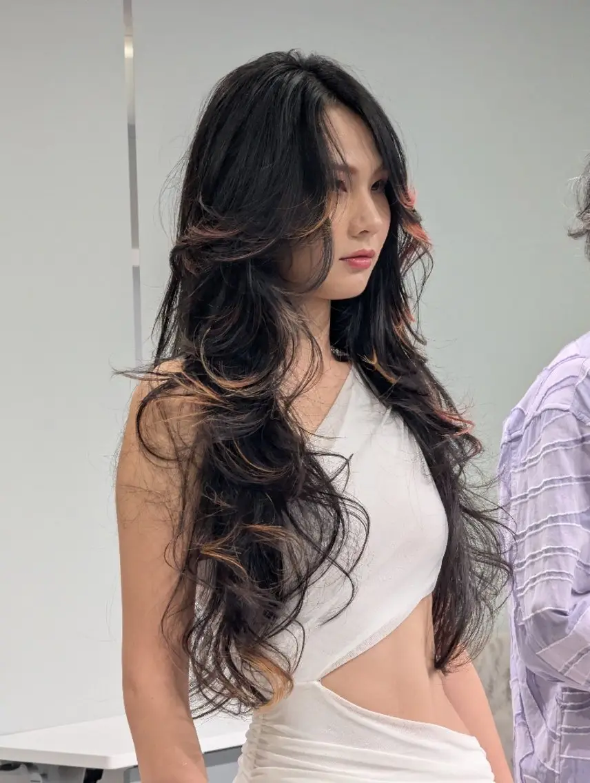 ロング 早坂 繁喜のヘアスタイル