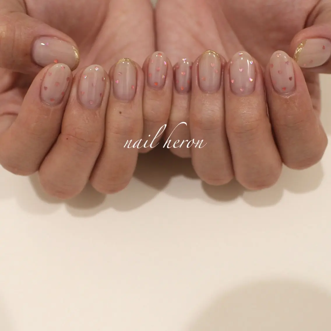 ネイル ハート ホログラムネイル ハンドネイル saki_ nail heronのネイルデザイン