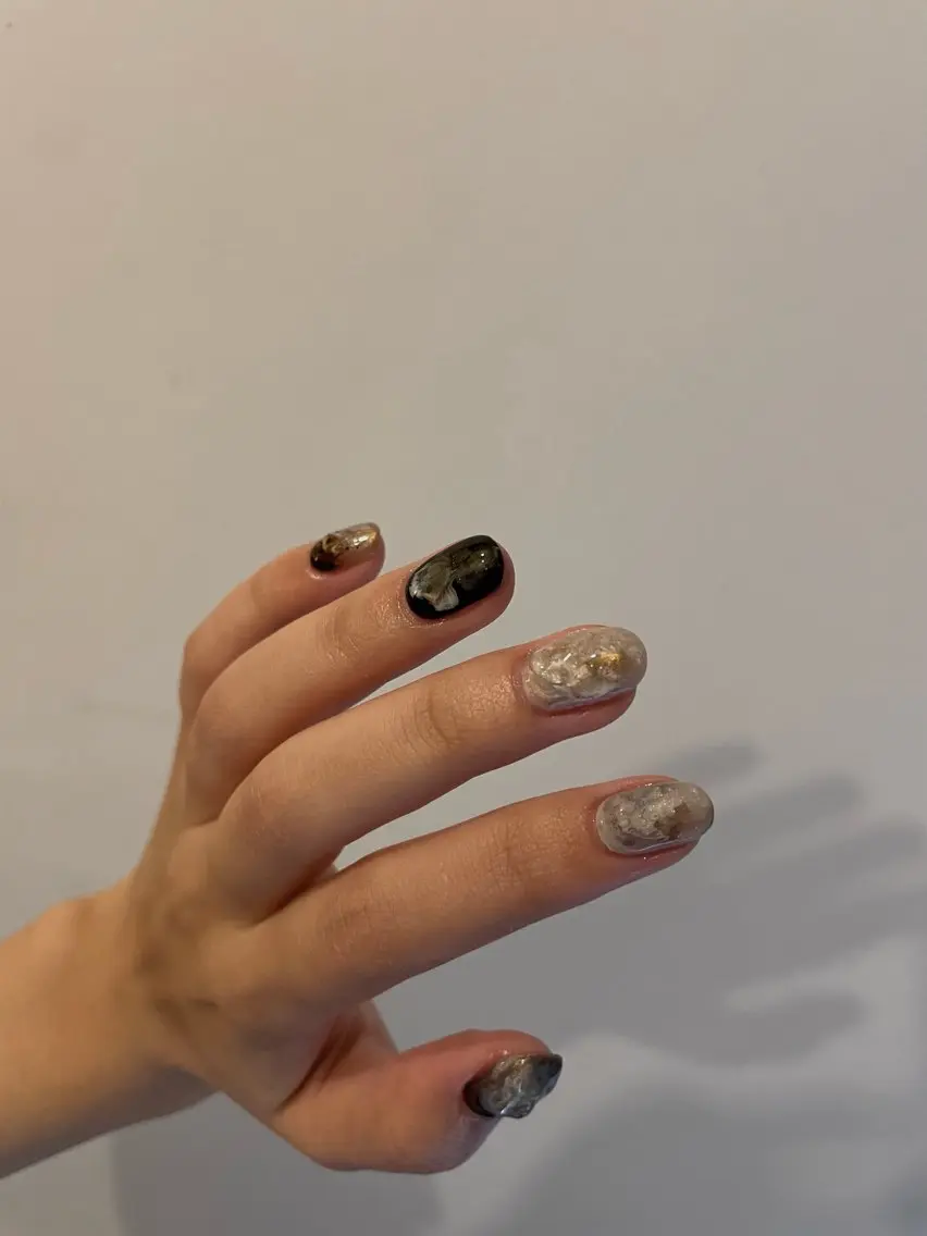 ネイル ニュアンスネイル ハンドネイル roof nailのネイルデザイン