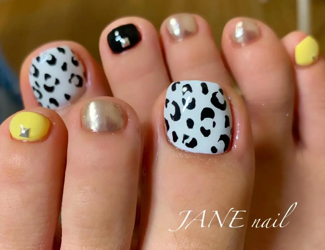 ネイル アニマル柄 フットネイル 春ネイル 夏ネイル フットネイル Nail Salon JANEのネイルデザイン
